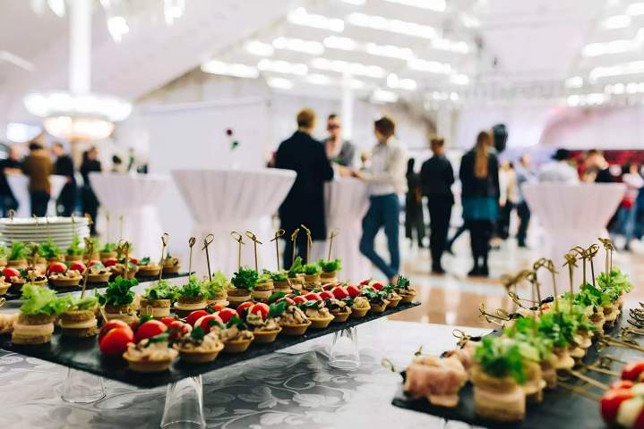 Buffets professionnels personnalisés